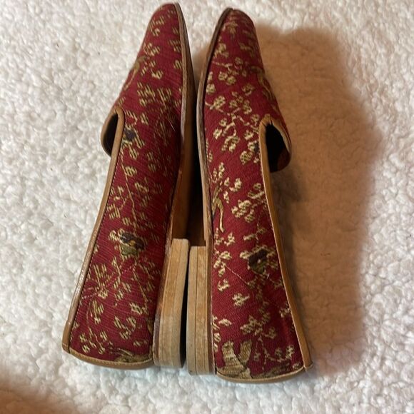 Zalo needlepoint elephant  slip ons size 6.5 M - Picture 6 of 9